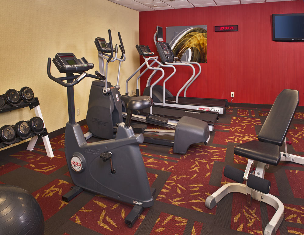 Courtyard By Marriott Silver Spring North/White Oak Экстерьер фото